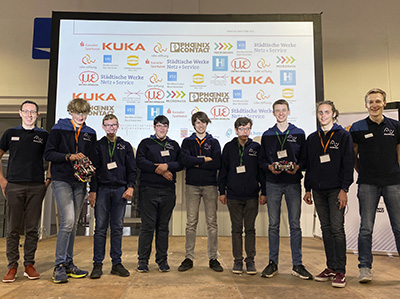Die SFZ Teams mit ihren Betreuern beim RoboCup German Open in Kassel 2022